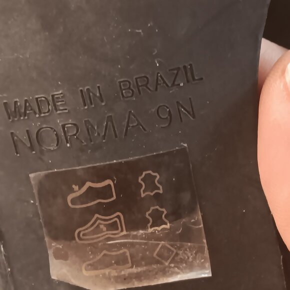 Brighton 'Norma' women's heeled black leather flip flop sandals sz 9 N - Picture 13 of 14